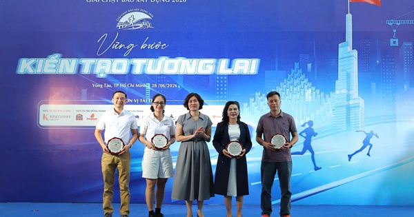 4.000 VĐV bùng nổ tại Giải chạy Báo Xây dựng 2026 – Cơ hội theo dõi thể thao trực tuyến sôi động cùng SHBET - hình ảnh - shbetv.vip 4.000 VĐV bùng nổ tại Giải chạy Báo Xây dựng 2026 – Cơ hội theo dõi thể thao trực tuyến sôi động cùng SHBET - hình ảnh - shbetv.vip