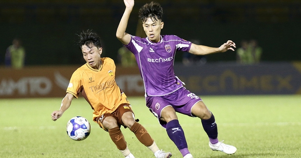 CLB Becamex TP.HCM chia tay V-League: Nỗi đau của người hâm mộ và cơ hội mới cho cá cược bóng đá online - hình ảnh - shbetv.vip CLB Becamex TP.HCM chia tay V-League: Nỗi đau của người hâm mộ và cơ hội mới cho cá cược bóng đá online - hình ảnh - shbetv.vip