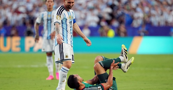 SHBET đổi thưởng: Algeria khiếu nại FIFA, tố Messi được trọng tài ‘ưu ái’ sau trận thua Argentina - hình ảnh - shbetv.vip