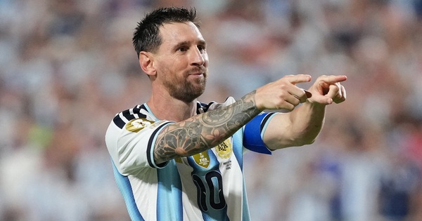 Xavi: ‘Messi là vô song, gần như không phải con người’ - hình ảnh - shbetv.vip Xavi: ‘Messi là vô song, gần như không phải con người’ - hình ảnh - shbetv.vip