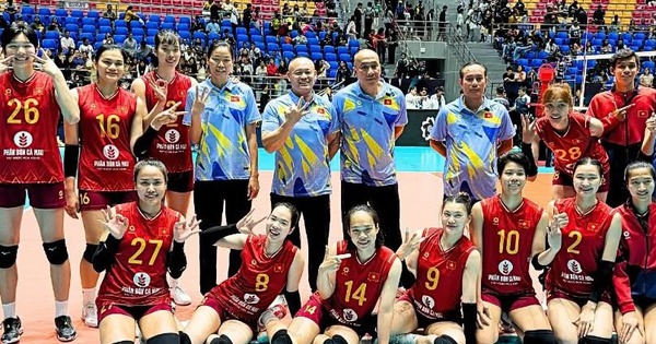 Thanh Thúy và hàng chắn tỏa sáng, đội tuyển bóng chuyền nữ Việt Nam thắng dễ Iran: góc nhìn mới cho người chơi Việt - hình ảnh - shbetv.vip Thanh Thúy và hàng chắn tỏa sáng, đội tuyển bóng chuyền nữ Việt Nam thắng dễ Iran: góc nhìn mới cho người chơi Việt - hình ảnh - shbetv.vip