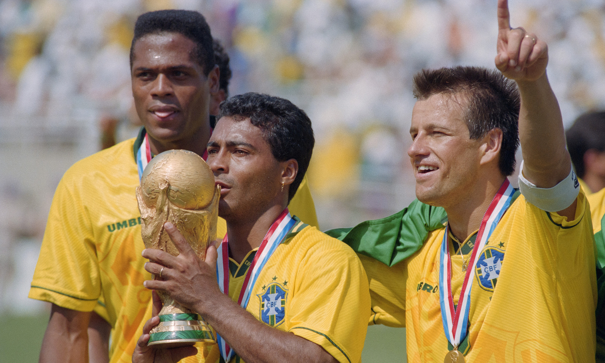 Romario: ‘Áp lực sẽ là động lực để Brazil vô địch World Cup’ - hình ảnh - shbetv.vip