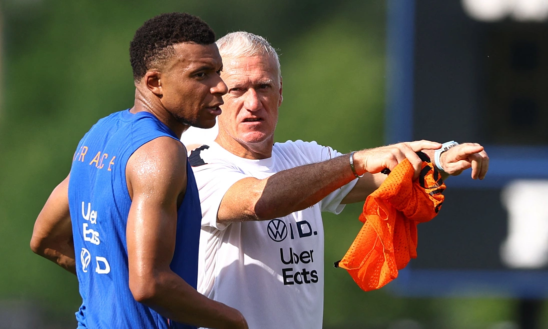 Deschamps: ‘Sự nổi tiếng không làm Mbappe thay đổi’: góc nhìn mới cho người chơi Việt - hình ảnh - shbetv.vip