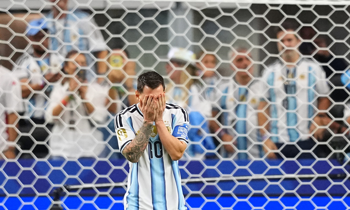 Link vào nhà cái SHBET: Messi sút hỏng phạt đền, lập ‘kỷ lục’ đáng quên tại World Cup 2026 - hình ảnh - shbetv.vip Link vào nhà cái SHBET: Messi sút hỏng phạt đền, lập ‘kỷ lục’ đáng quên tại World Cup 2026 - hình ảnh - shbetv.vip