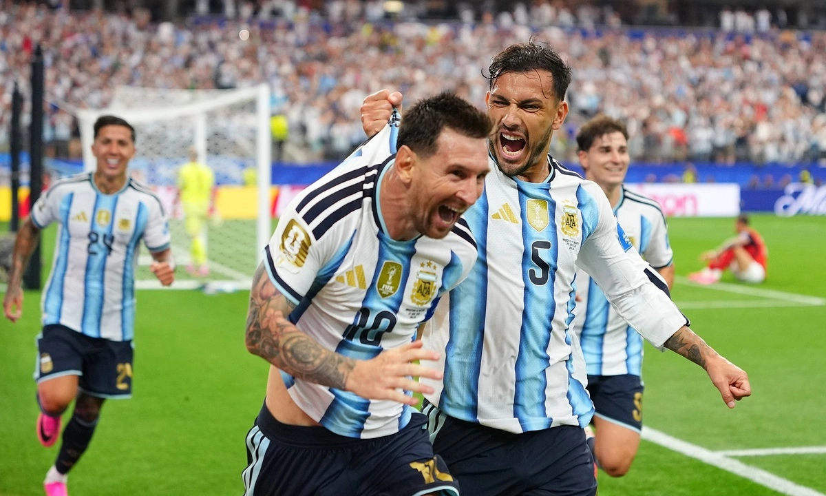Messi: ‘Mọi thứ thật ngoạn mục’ sau cú đúp đưa Argentina vào vòng 1/16 - hình ảnh - shbetv.vip Messi: ‘Mọi thứ thật ngoạn mục’ sau cú đúp đưa Argentina vào vòng 1/16 - hình ảnh - shbetv.vip
