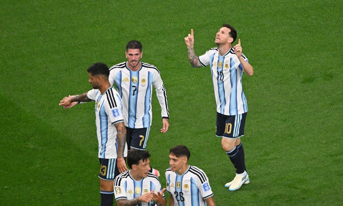 Messi Lập Kỷ Lục Mới Tại World Cup: Cú Đúp Ghi Dấu Lịch Sử - hình ảnh - shbetv.vip Messi Lập Kỷ Lục Mới Tại World Cup: Cú Đúp Ghi Dấu Lịch Sử - hình ảnh - shbetv.vip