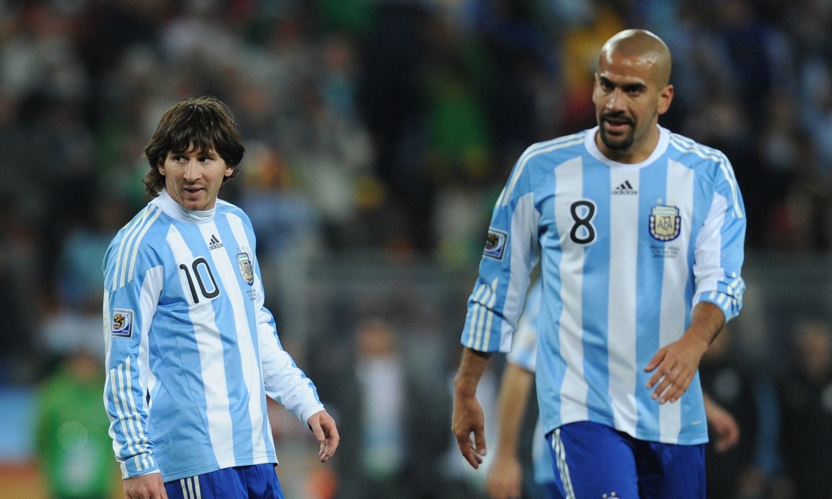 Veron: ‘Messi cần phải để đồng đội giúp sức’ - hình ảnh - shbetv.vip