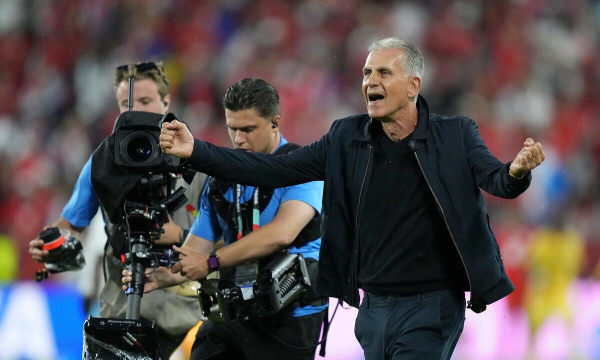 HLV Carlos Queiroz lập kỷ lục ở World Cup 2026 cùng Ghana - hình ảnh - shbetv.vip HLV Carlos Queiroz lập kỷ lục ở World Cup 2026 cùng Ghana - hình ảnh - shbetv.vip