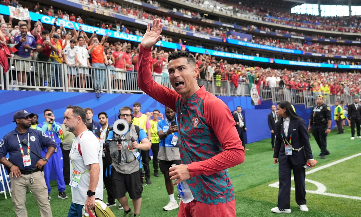 Ronaldo Mong Đợi Trận Chung Kết World Cup 2026 Với Messi – Cơ Hội Vàng Cho Fan Cược Thể Thao - hình ảnh - shbetv.vip Ronaldo Mong Đợi Trận Chung Kết World Cup 2026 Với Messi – Cơ Hội Vàng Cho Fan Cược Thể Thao - hình ảnh - shbetv.vip