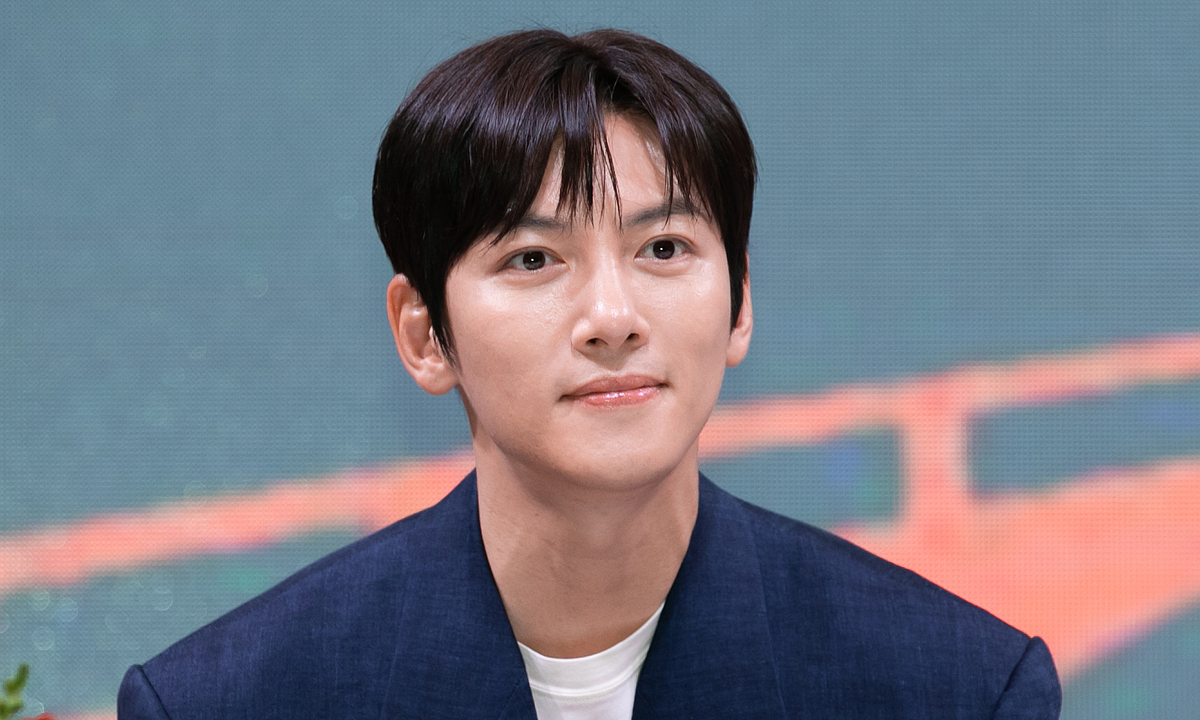 Ji Chang Wook: ‘Tôi nhận năng lượng tích cực khi đến Việt Nam’ - hình ảnh - shbetv.vip Ji Chang Wook: ‘Tôi nhận năng lượng tích cực khi đến Việt Nam’ - hình ảnh - shbetv.vip