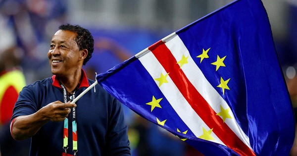 HLV Cabo Verde xúc động chia tay World Cup, dành lời khen đặc biệt cho Argentina - hình ảnh - shbetv.vip