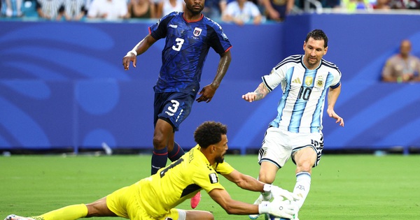 Khoảnh khắc thủ thành Vozinha cản phá cú sút của Messi: Huyền thoại dù thua cuộc - hình ảnh - shbetv.vip Khoảnh khắc thủ thành Vozinha cản phá cú sút của Messi: Huyền thoại dù thua cuộc - hình ảnh - shbetv.vip