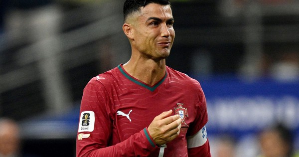 Ronaldo bất ngờ có động thái gây tranh cãi sau khi bị loại khỏi World Cup: góc nhìn mới cho người chơi Việt - hình ảnh - shbetv.vip