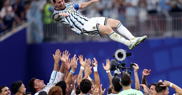 Roy Keane ca ngợi tinh thần ‘chiến đấu đường phố’ của Argentina sau kỳ tích lội ngược dòng không tưởng: góc nhìn mới cho người chơi Việt - hình ảnh - shbetv.vip