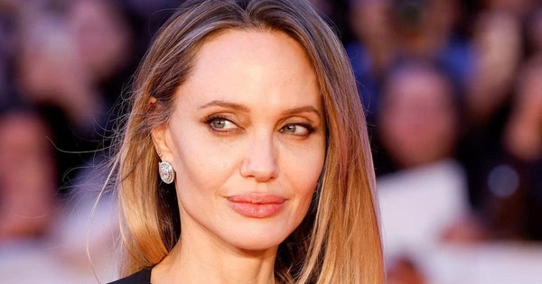 Angelina Jolie kiên quyết bảo vệ quyền riêng tư tài chính giữa tranh chấp với Brad Pitt - hình ảnh - shbetv.vip