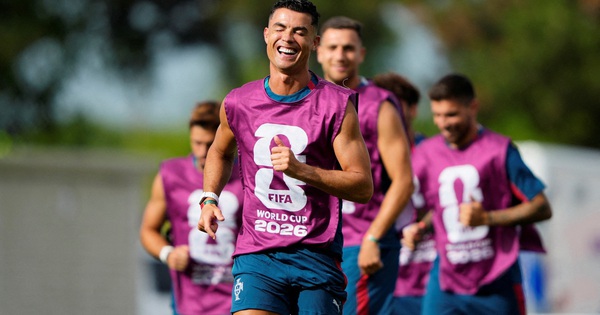 Ronaldo nguy cơ cao phải dự bị trận sống còn đấu Croatia, HLV Martinez tạo cú sốc? - hình ảnh - shbetv.vip