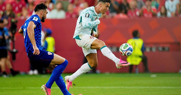 Ronaldo xé lưới vòng knock-out World Cup, SHBET cược bóng đá sôi động theo từng pha lập công - hình ảnh - shbetv.vip Ronaldo xé lưới vòng knock-out World Cup, SHBET cược bóng đá sôi động theo từng pha lập công - hình ảnh - shbetv.vip